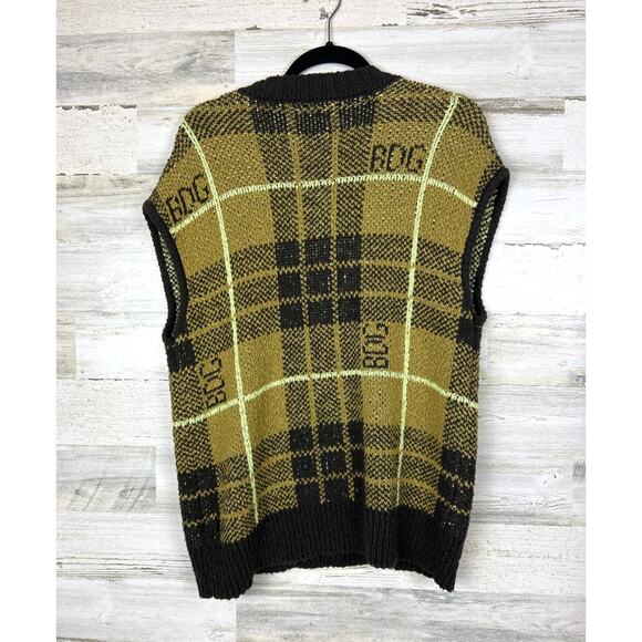 Urban Outfitters BDG Women’s XS Green Logo Plaid Oversized V-Neck Sweater Vest - Picture 2 of 5